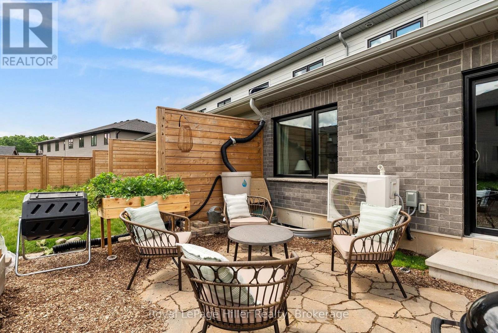19 TRAILSIDE DRIVE - 44