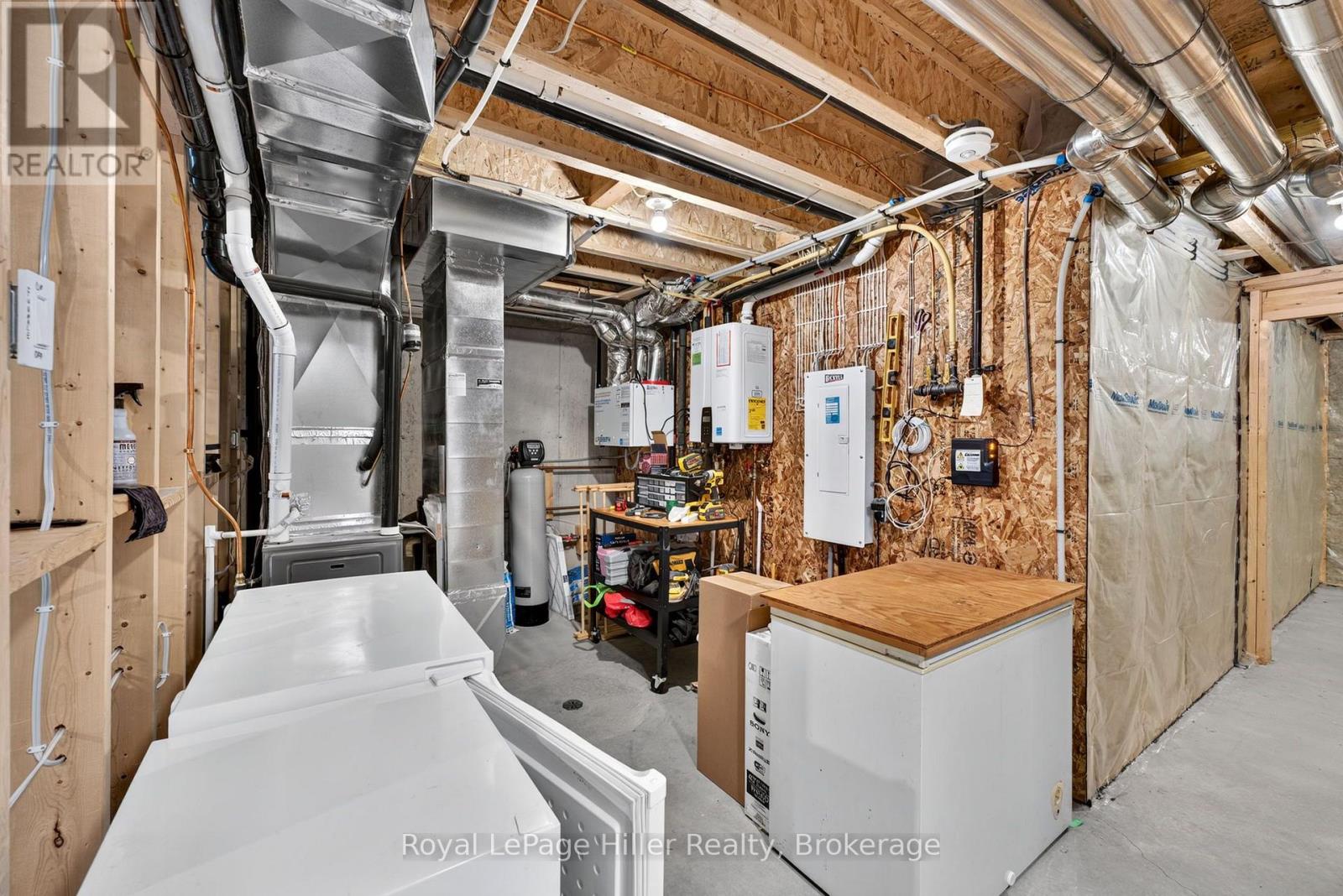 19 TRAILSIDE DRIVE - 37