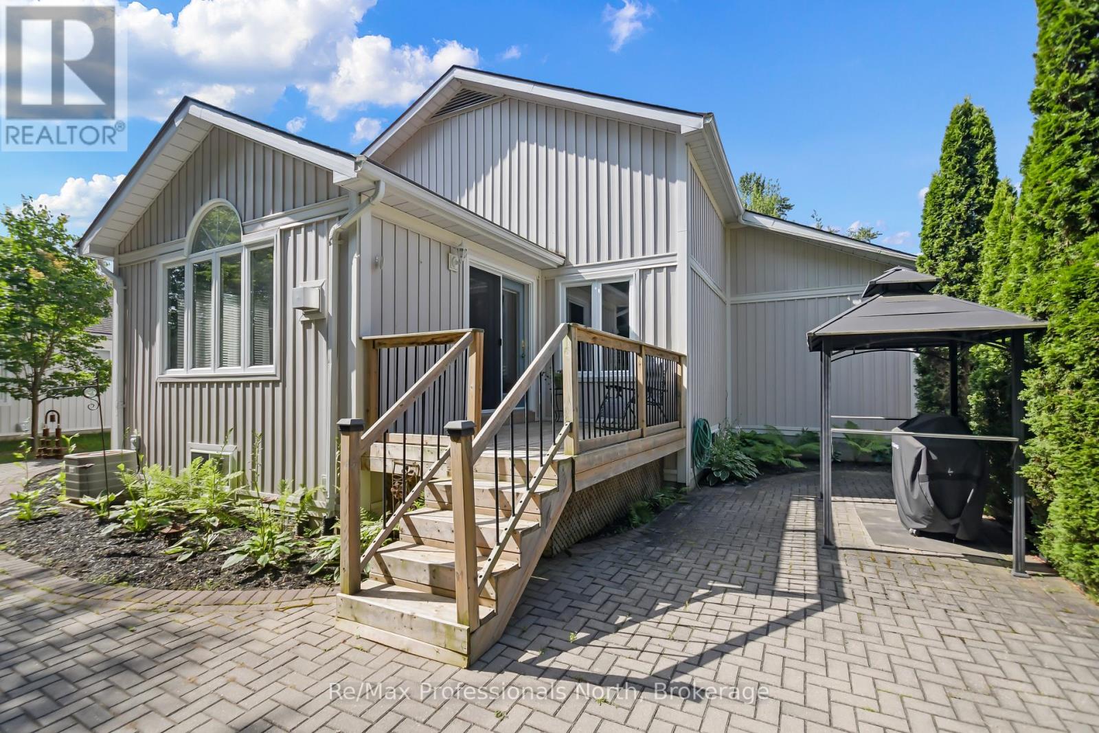 102 PINERIDGE GATE - 29