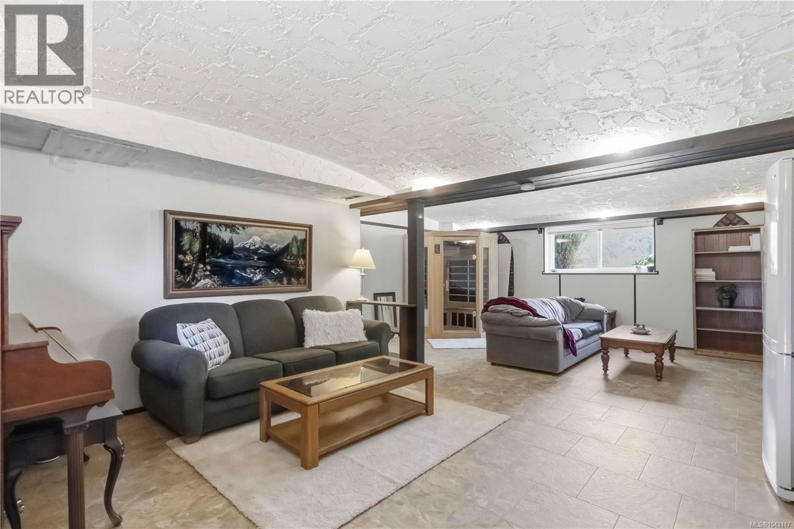 1909 Ferndale Rd - 32