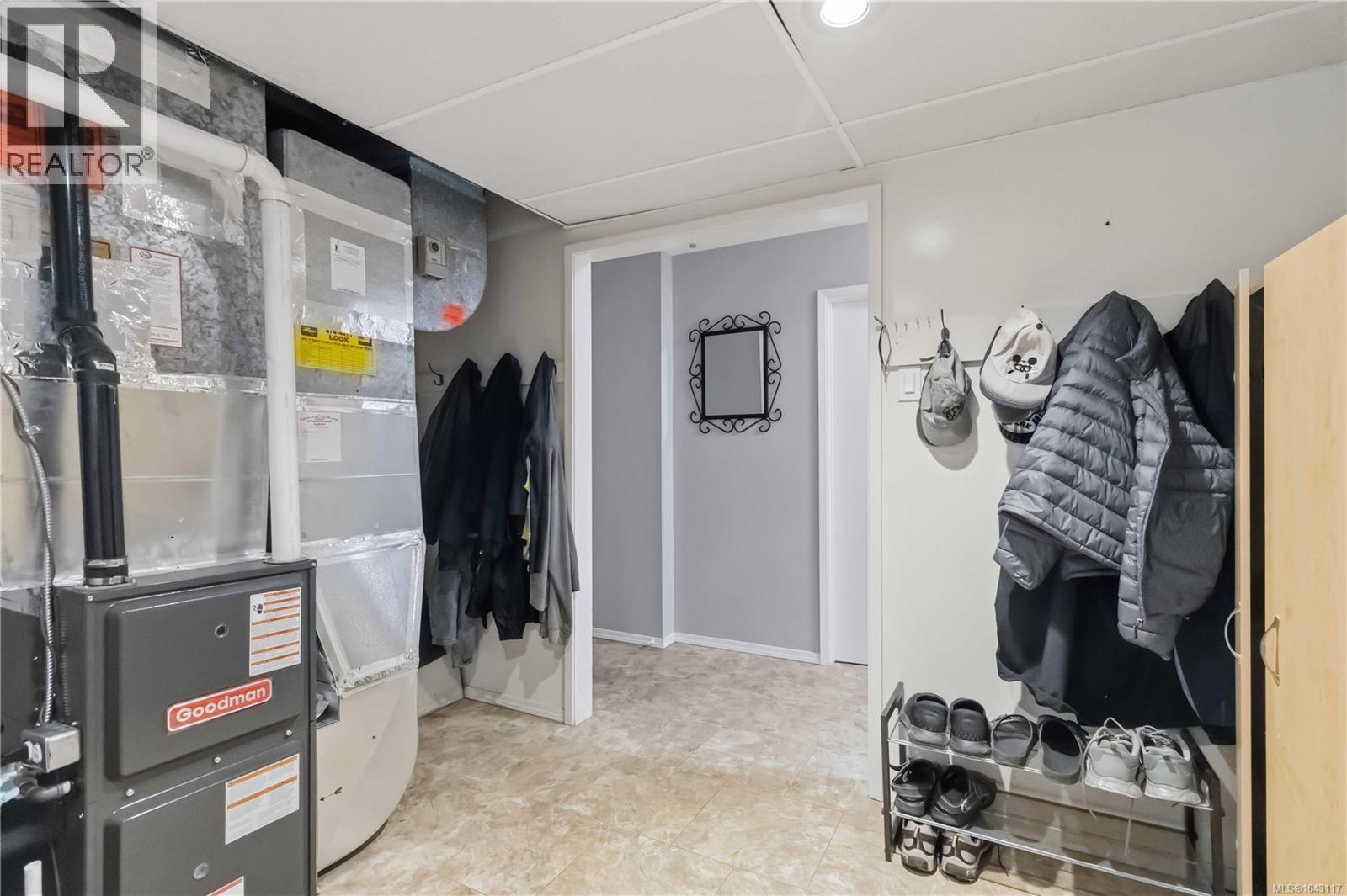 1909 Ferndale Rd - 39