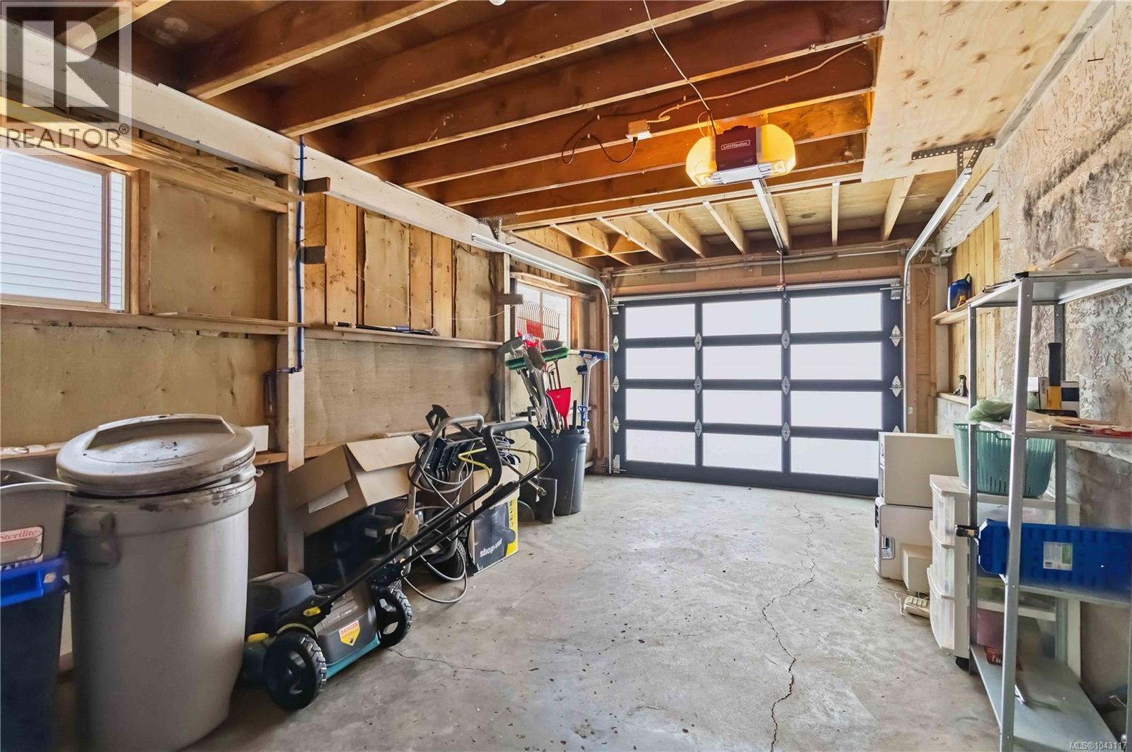 1909 Ferndale Rd - 40