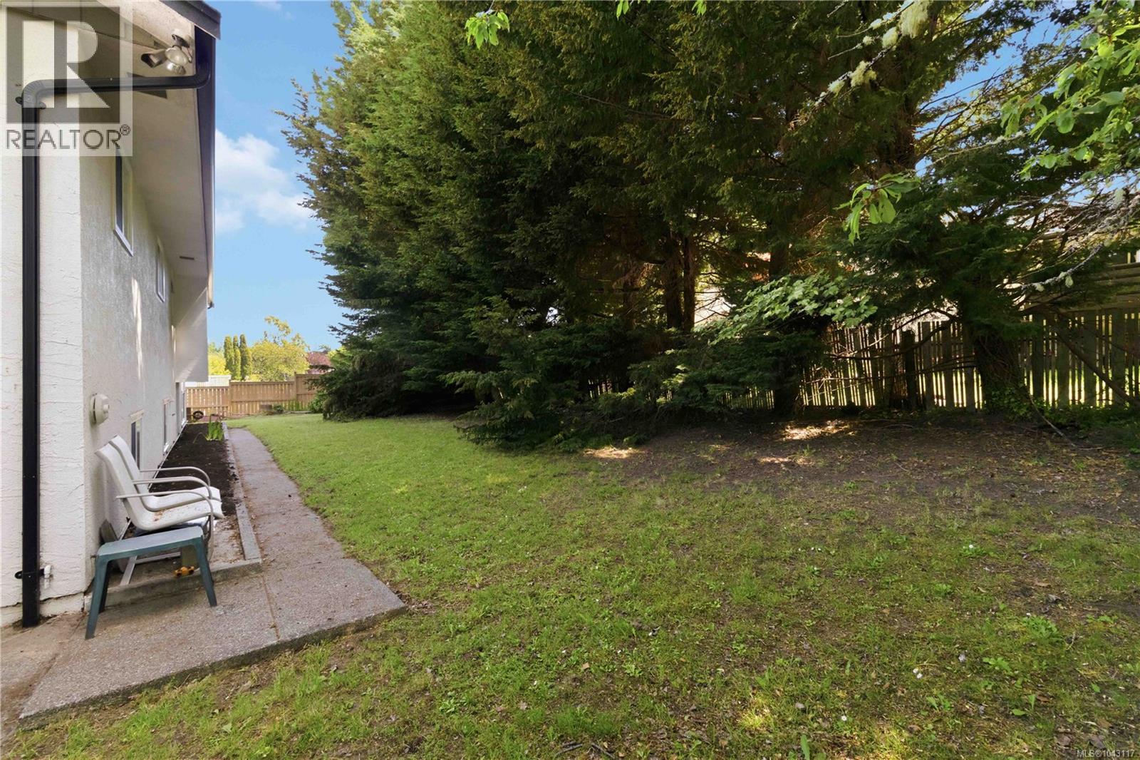 1909 Ferndale Rd - 45