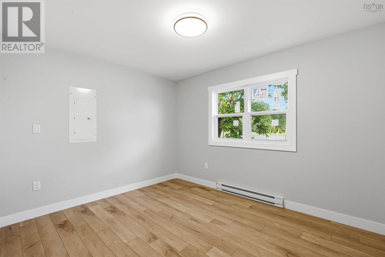 1A & 1B Auburn Avenue - Image 36