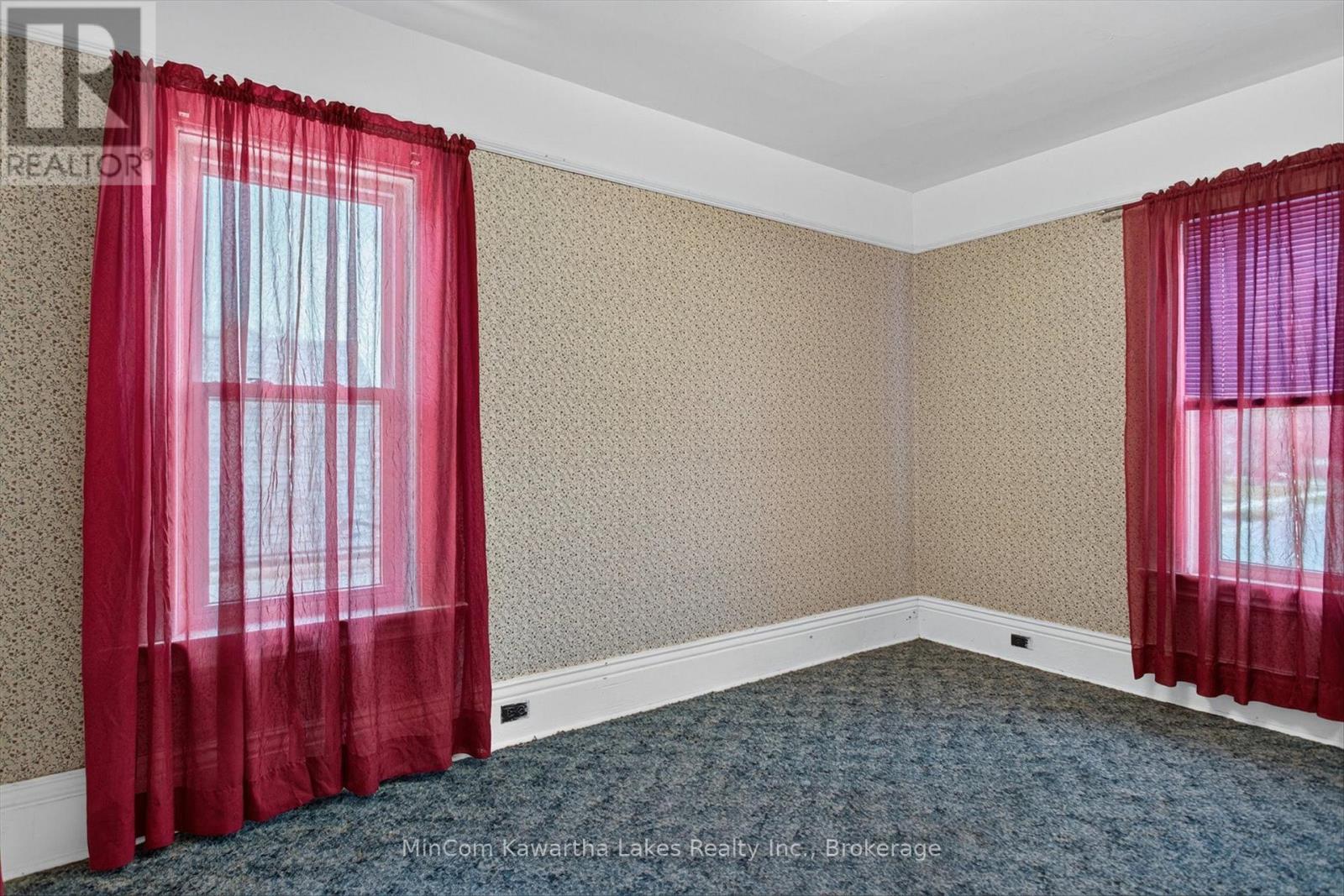 296 BRAIDWOOD AVENUE - 25