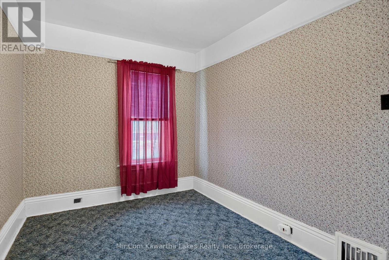 296 BRAIDWOOD AVENUE - 26