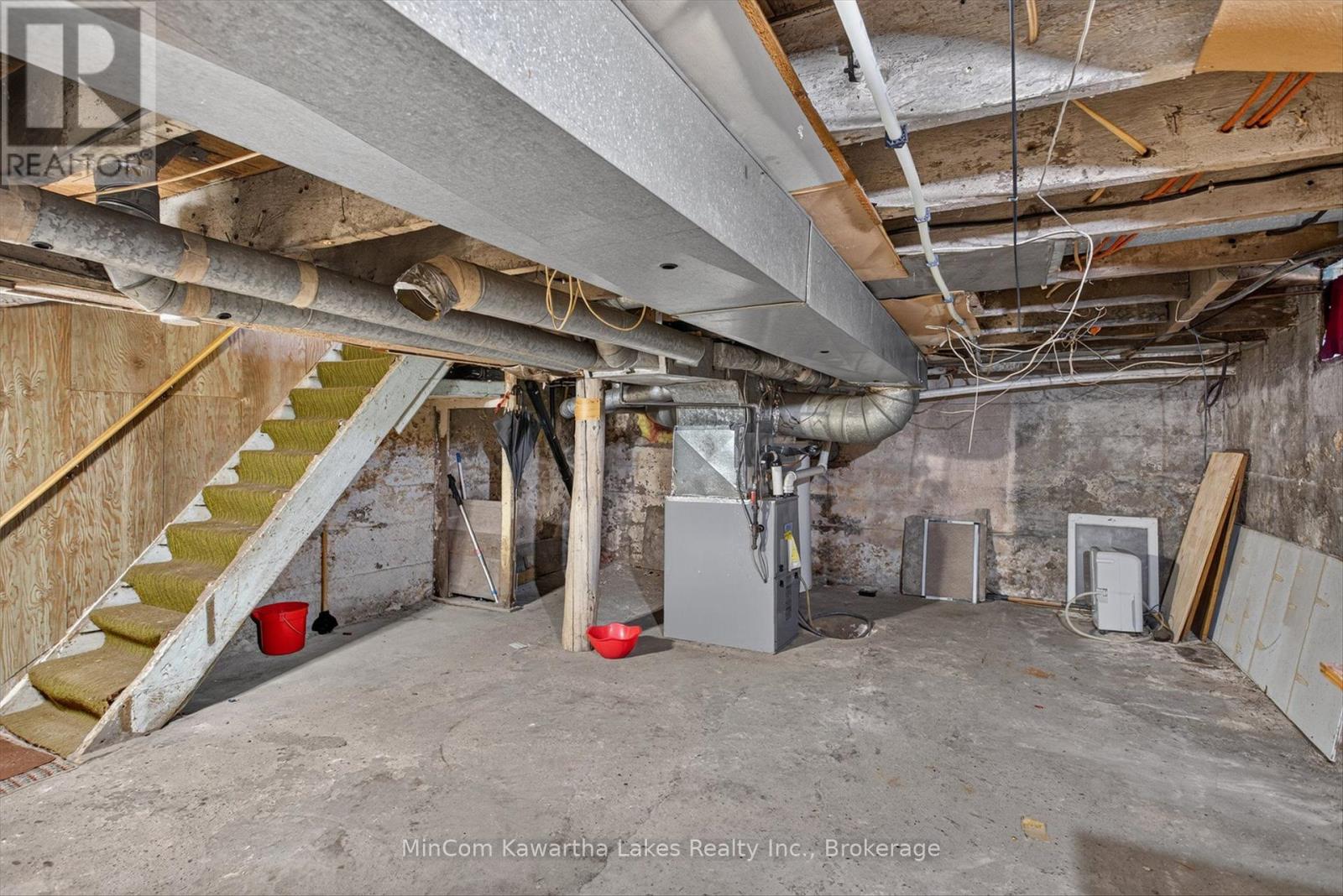 296 BRAIDWOOD AVENUE - 37