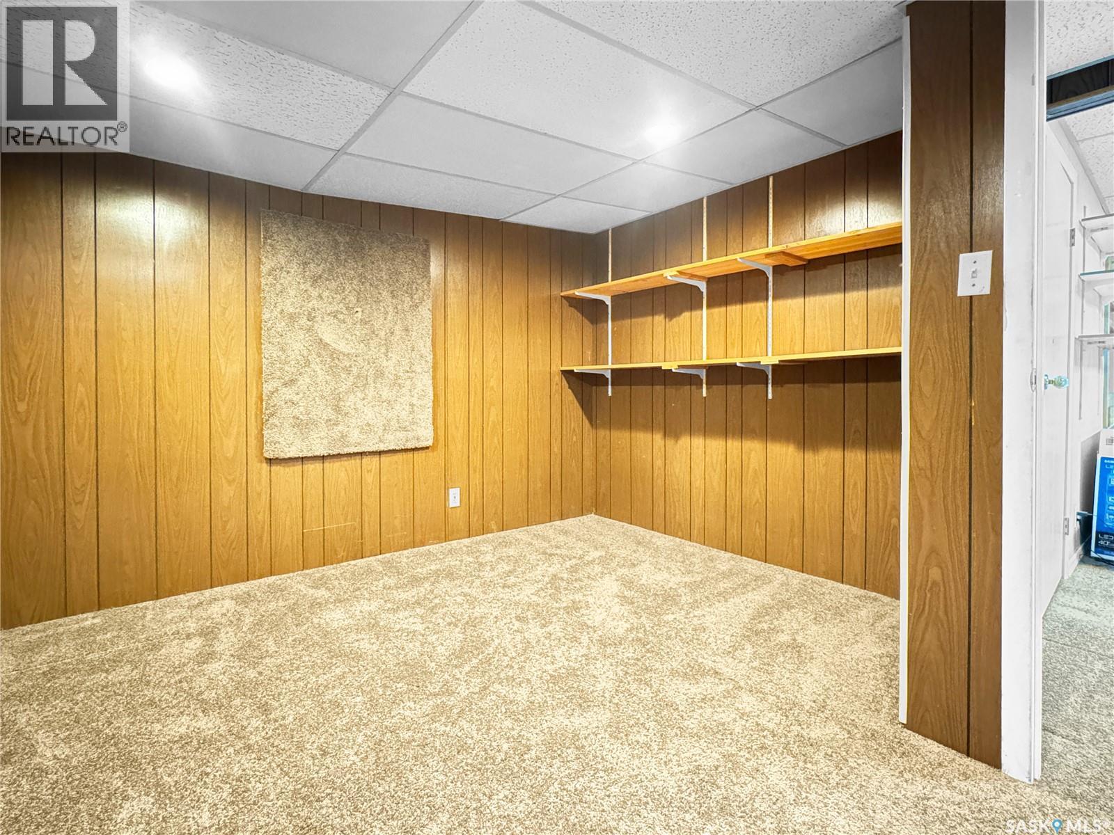 207 3rd AVENUE E - 17