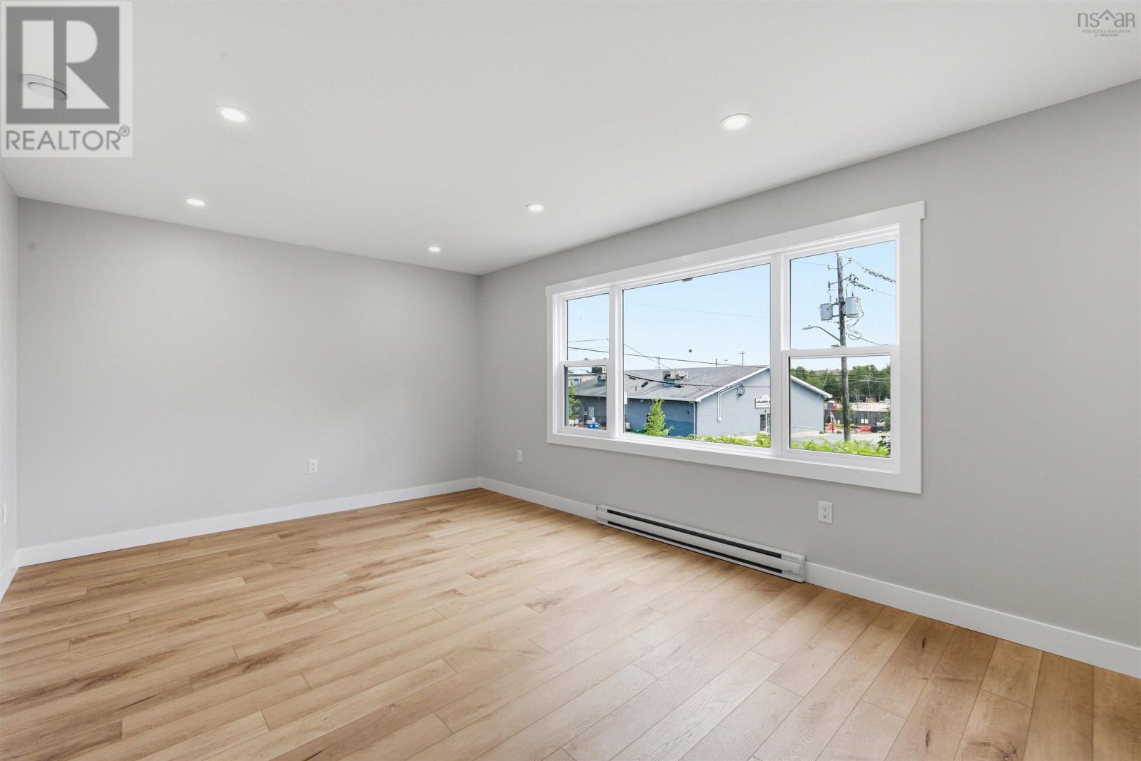 1A & 1B Auburn Avenue - Image 24