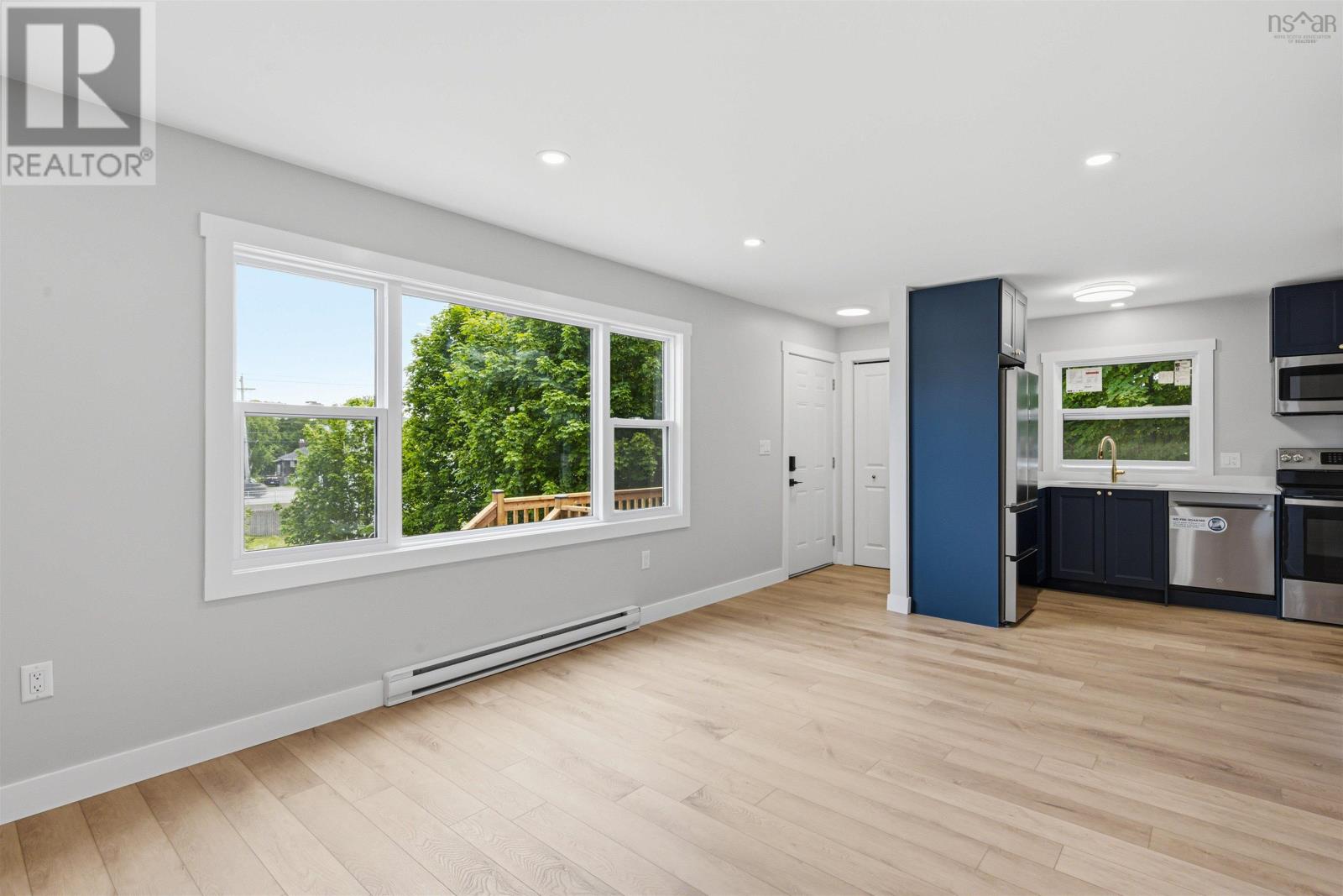 1A & 1B Auburn Avenue - Image 25