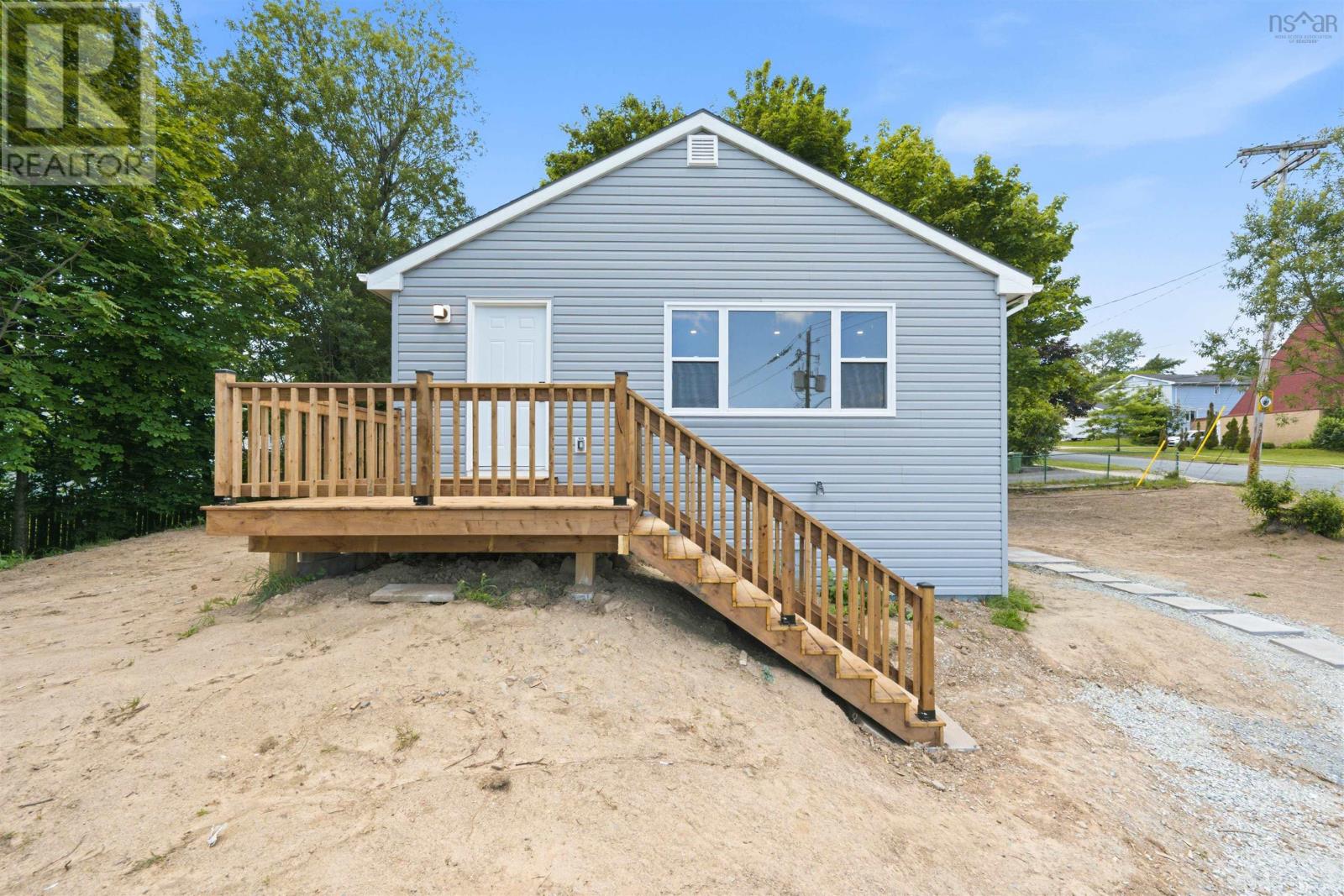 1A & 1B Auburn Avenue - Image 3