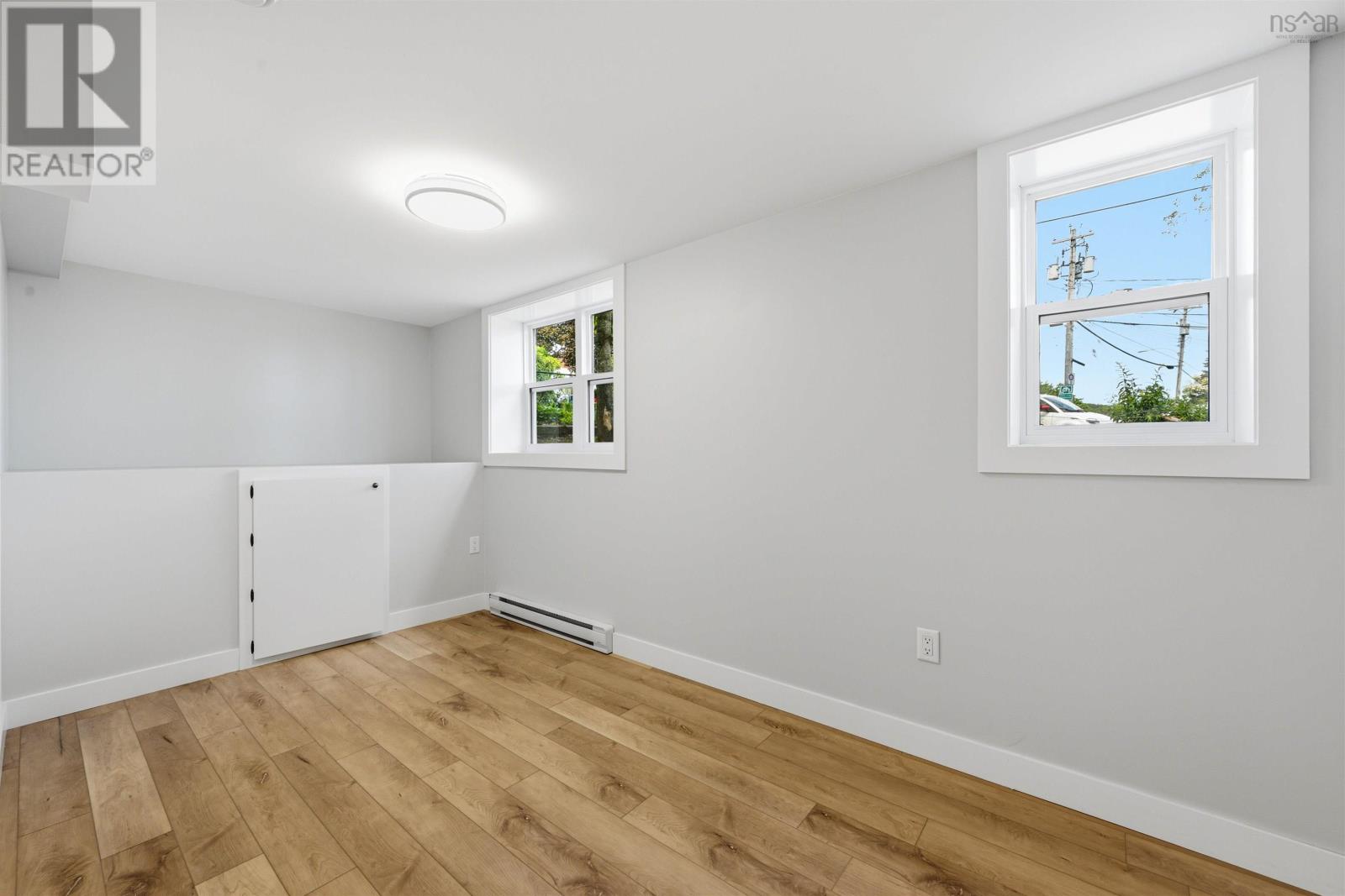 1A & 1B Auburn Avenue - Image 16