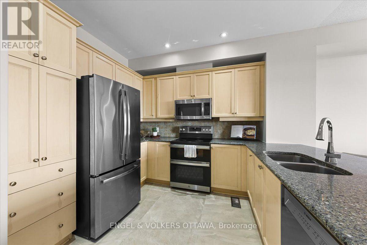 104 JERSEY TEA CIRCLE, Ottawa. Luxury613. By Peter Sagos - Image 10