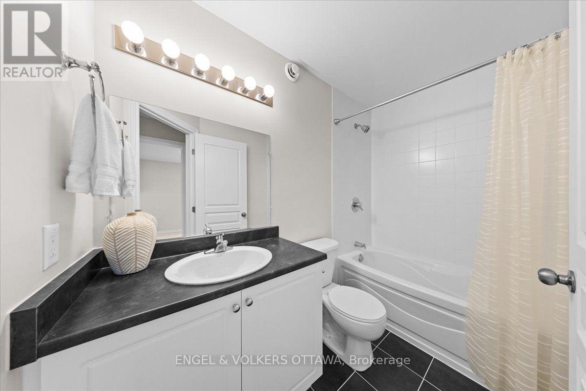104 JERSEY TEA CIRCLE, Ottawa. Luxury613. By Peter Sagos - Image 30