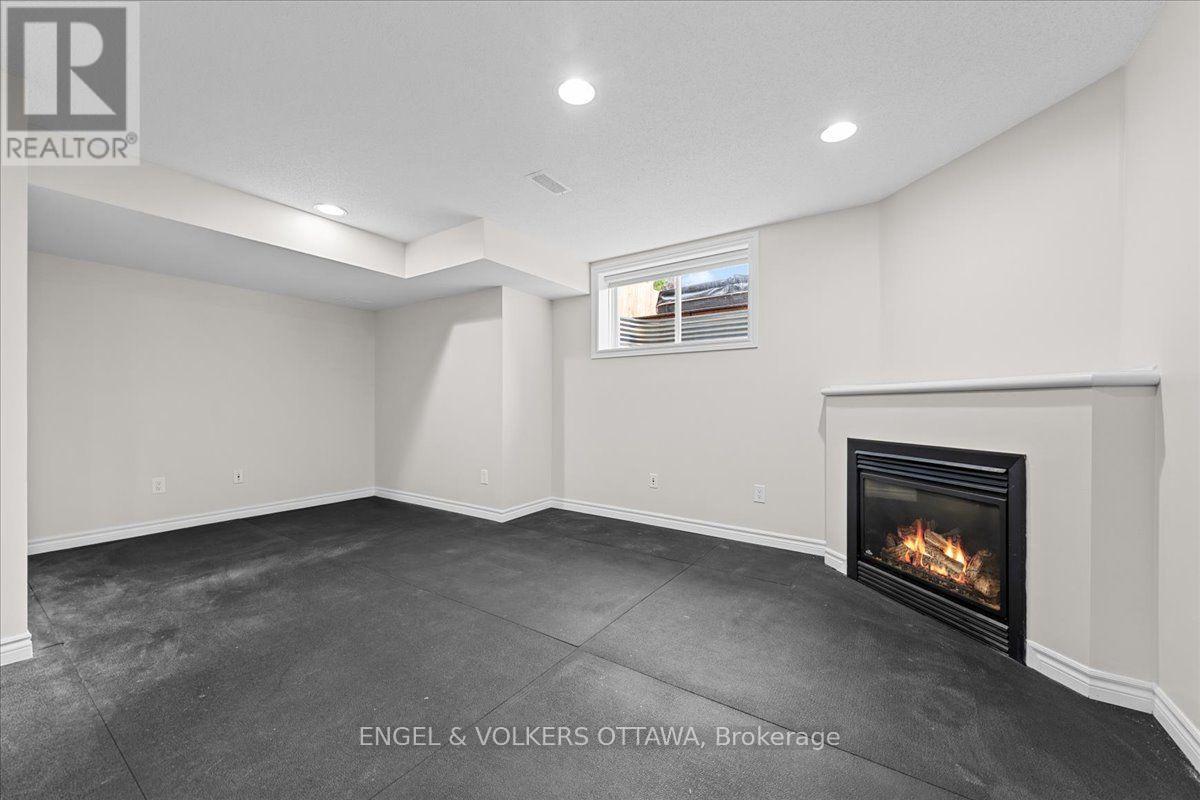 104 JERSEY TEA CIRCLE, Ottawa. Luxury613. By Peter Sagos - Image 33