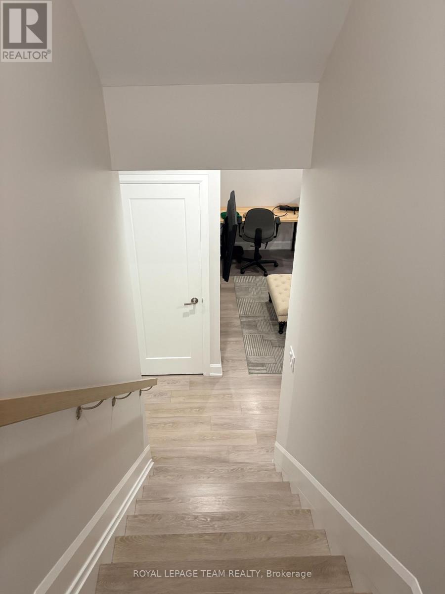 B – 65 CHESTNUT STREET W, Ottawa. Luxury613. By Peter Sagos - Image 15