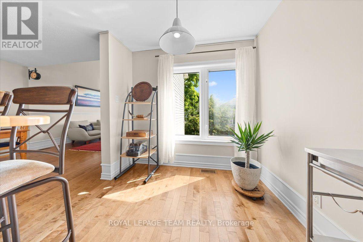 40 SADDLESMITH CIRCLE, Ottawa. Luxury613. By Peter Sagos - Image 12
