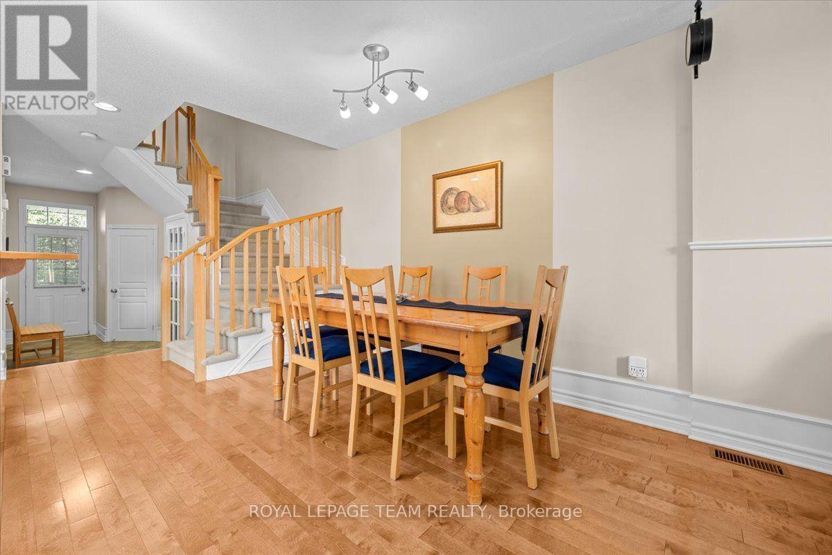 40 SADDLESMITH CIRCLE, Ottawa. Luxury613. By Peter Sagos - Image 14