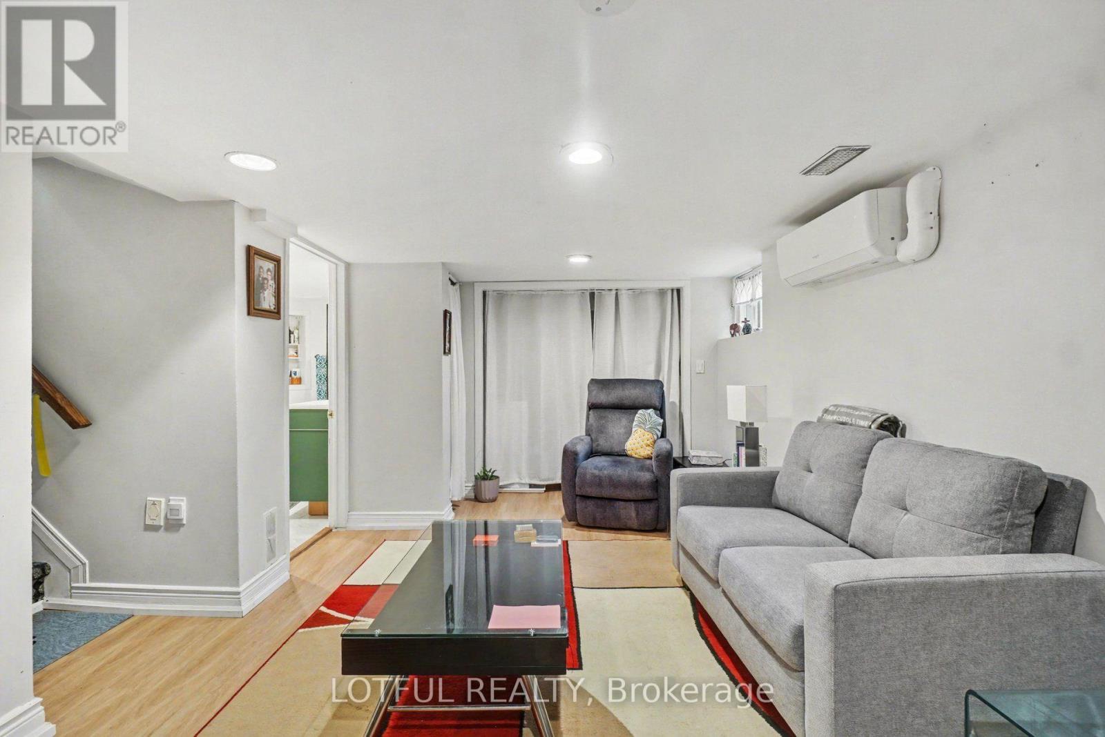 518 HILSON AVENUE, Ottawa. Luxury613. By Peter Sagos - Image 23