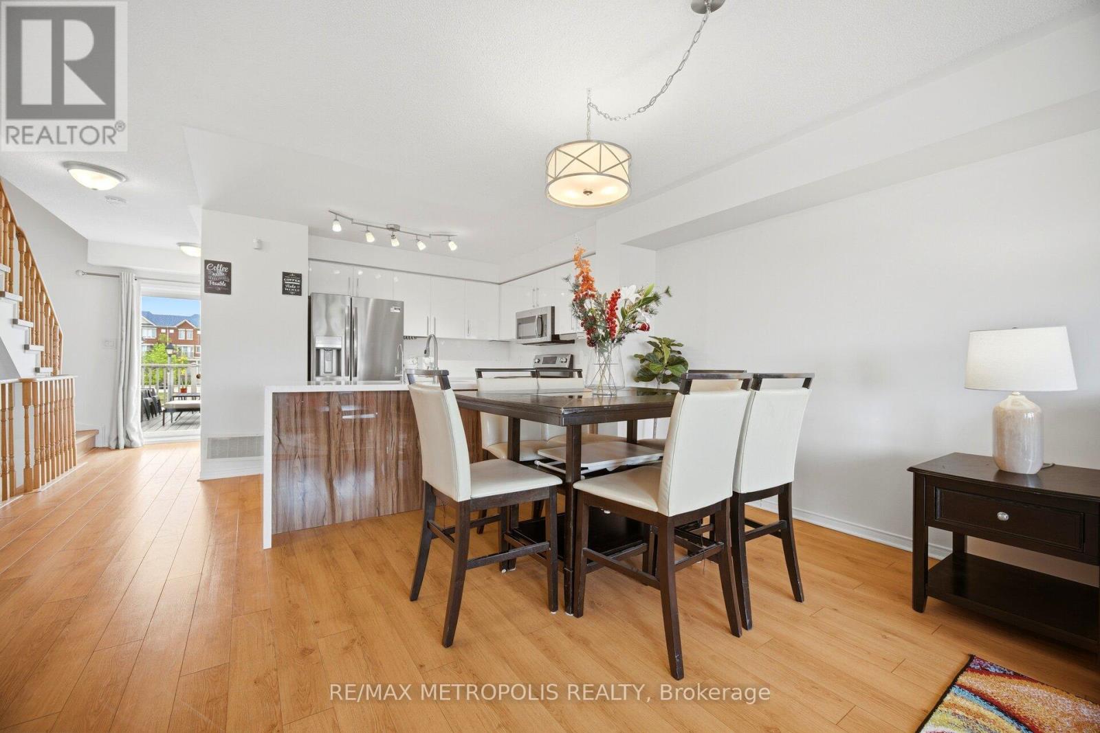 #17 3975 EGLINTON AVENUE W - 12