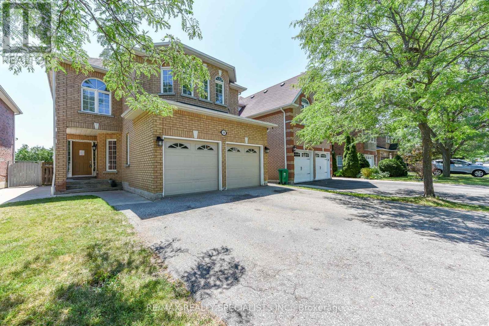 10 SWEET BRIAR LANE - 1