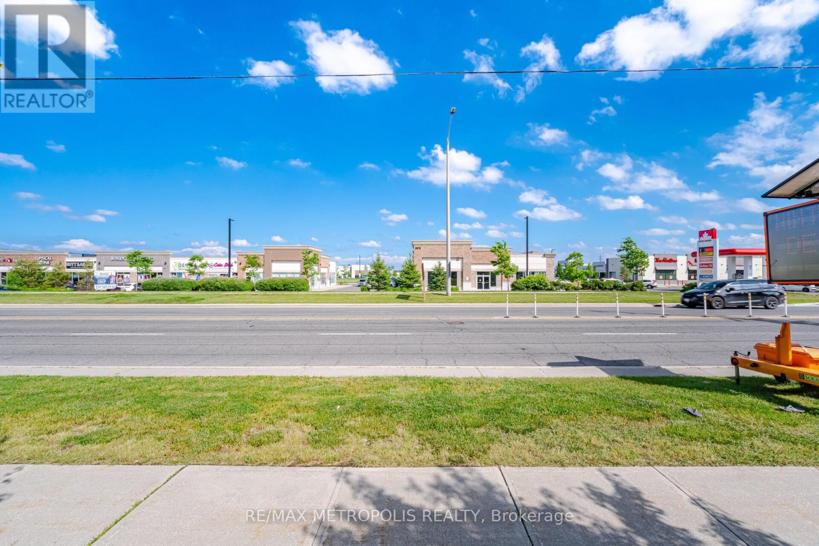 #17 3975 EGLINTON AVENUE W - 48