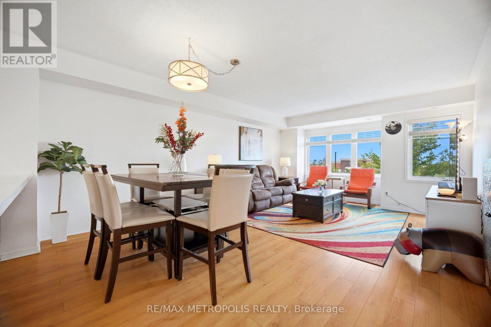 #17 3975 EGLINTON AVENUE W - 11