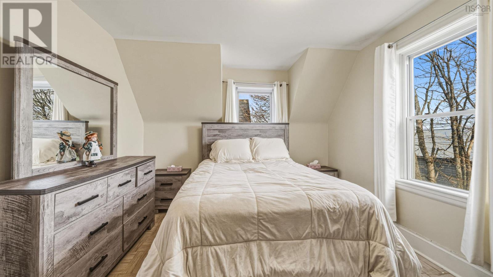 32 River Avenue - 15
