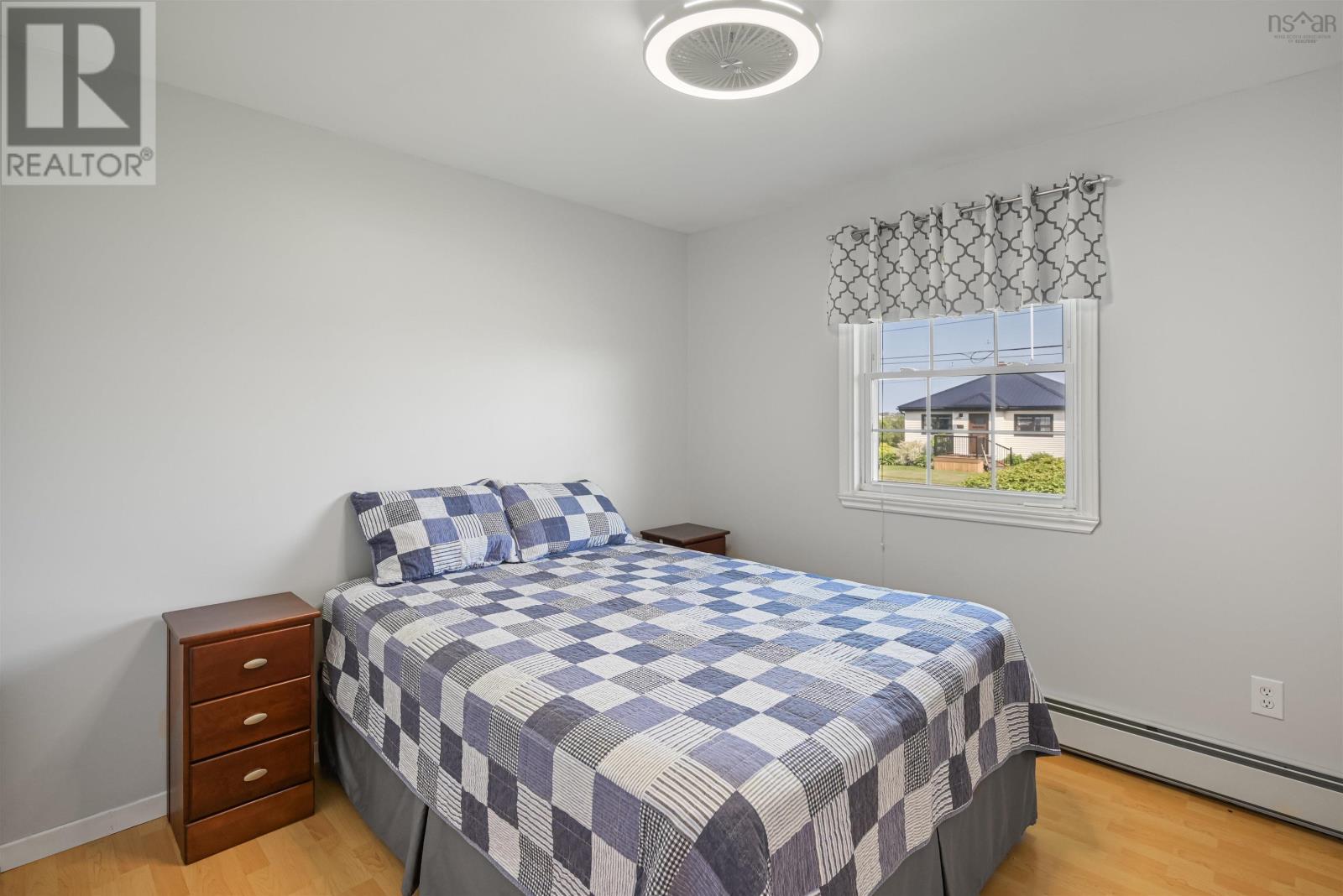 6 Rosewood Avenue - 19