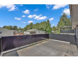 8825 131 Street, Surrey, BC V3V0A8 Photo 32