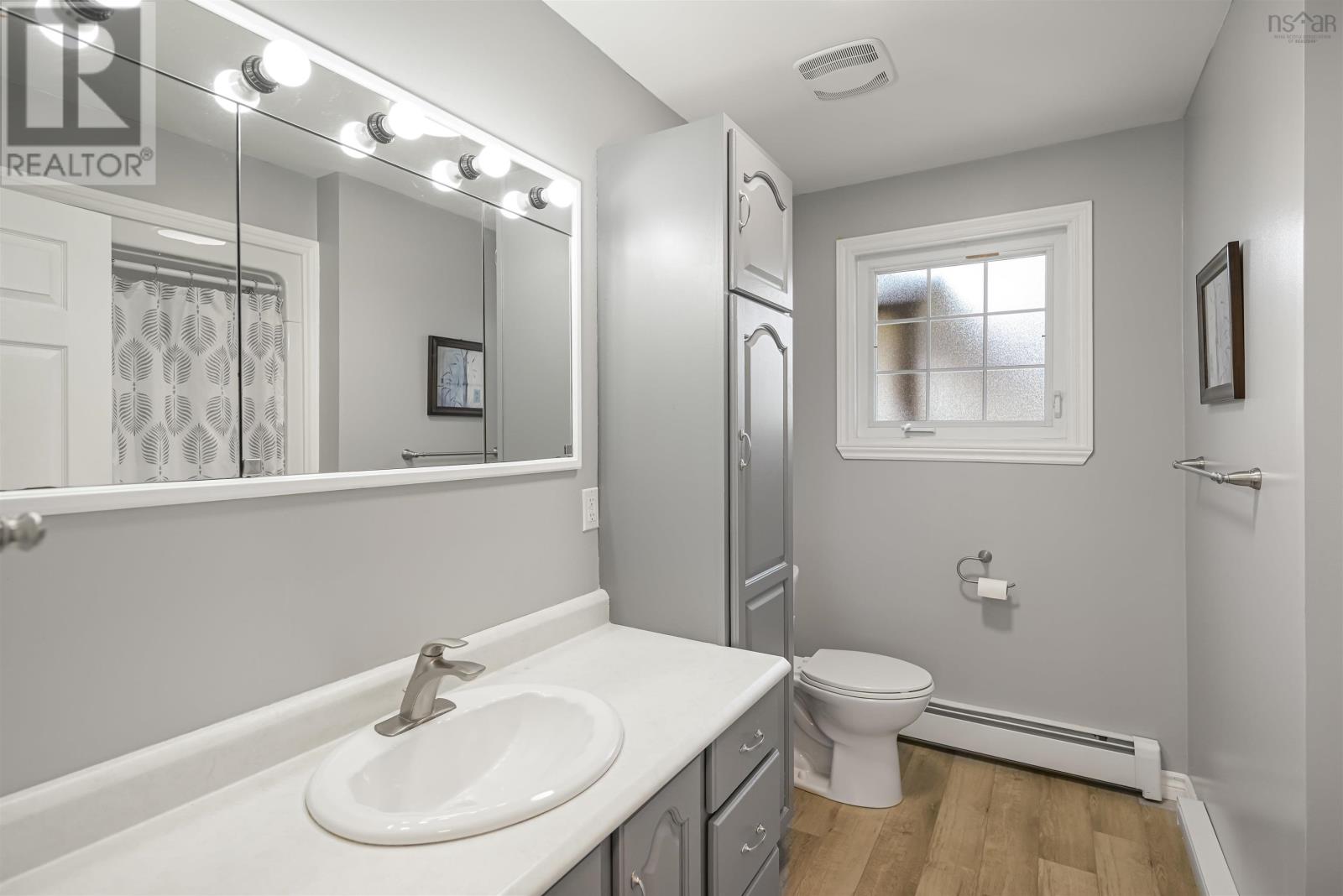 6 Rosewood Avenue - 21