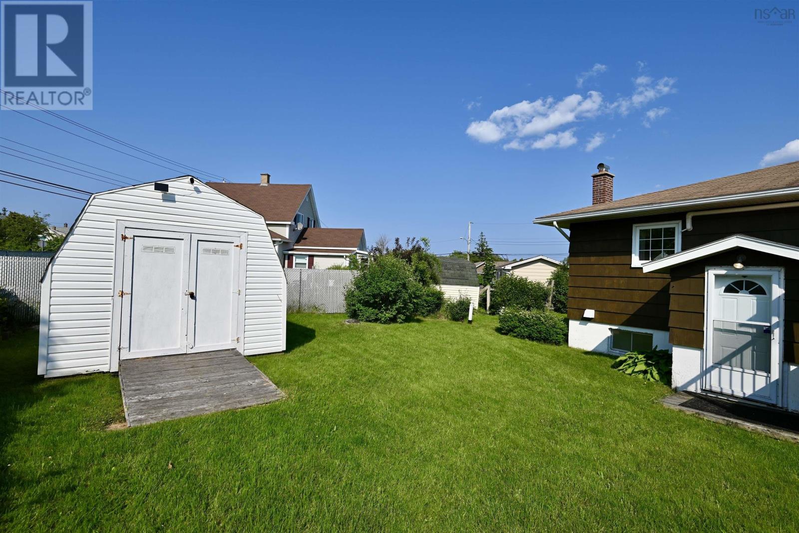 6 Rosewood Avenue - 39