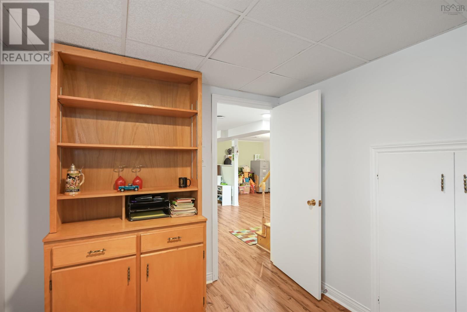 6 Rosewood Avenue - 28