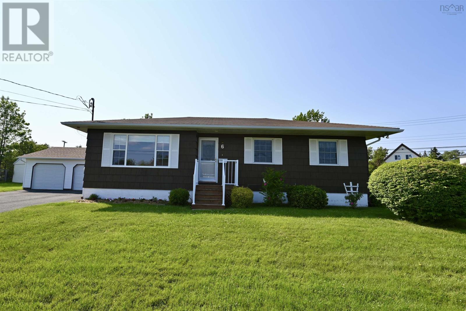 6 Rosewood Avenue - 43
