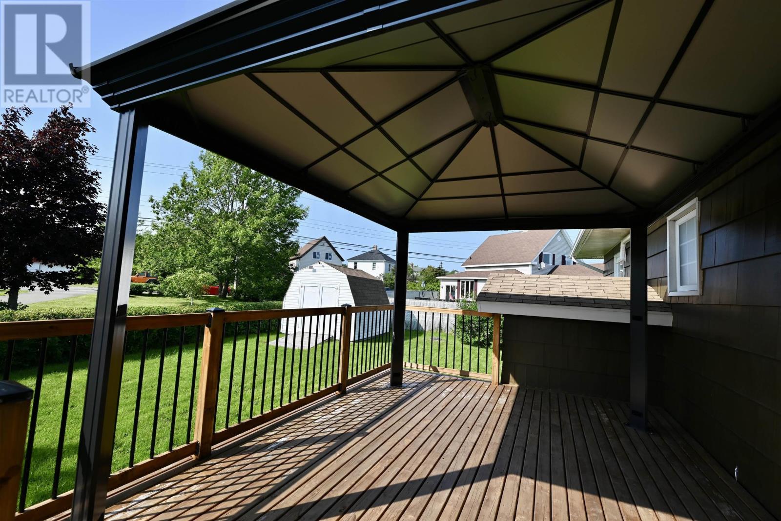 6 Rosewood Avenue - 36