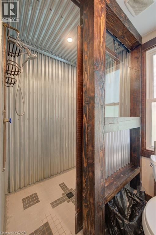 154 EVERT Street - 18