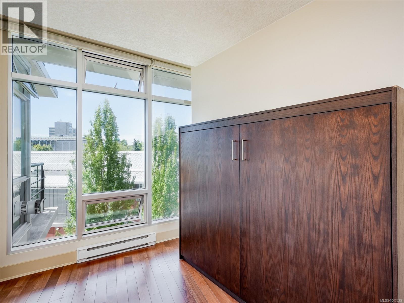 #S409 737 Humboldt St - 17