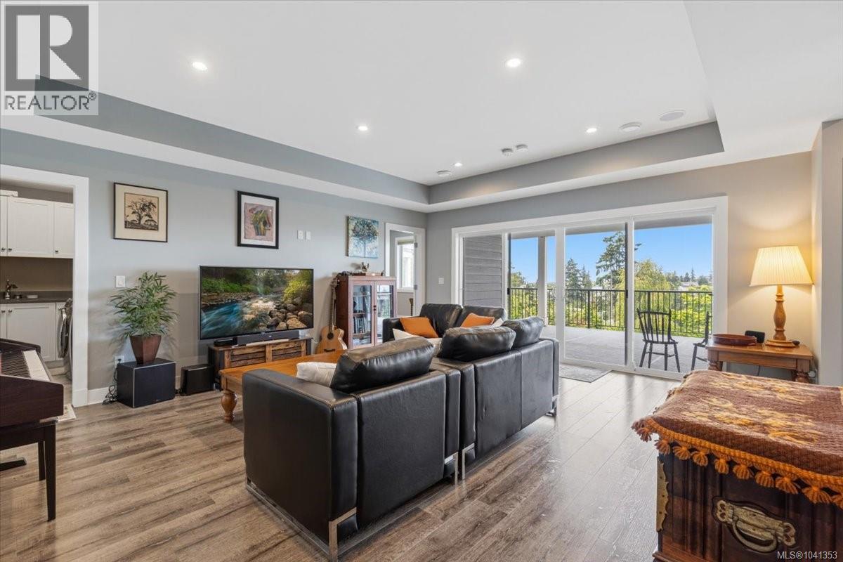4642 Sheridan Ridge Rd, Nanaimo
