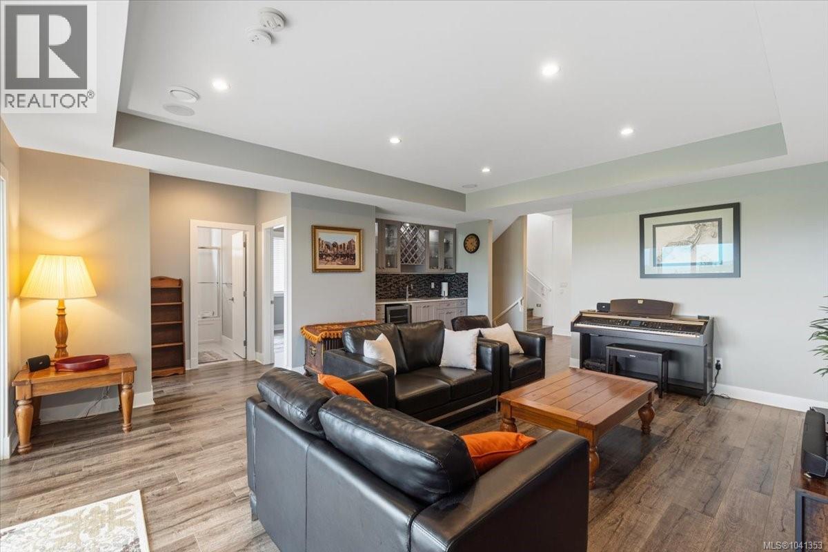 4642 Sheridan Ridge Rd, Nanaimo