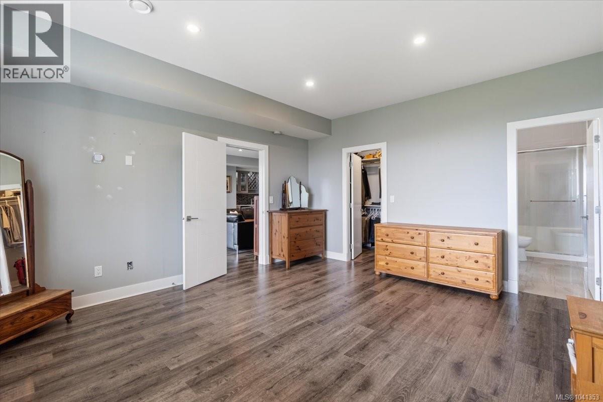 4642 Sheridan Ridge Rd, Nanaimo