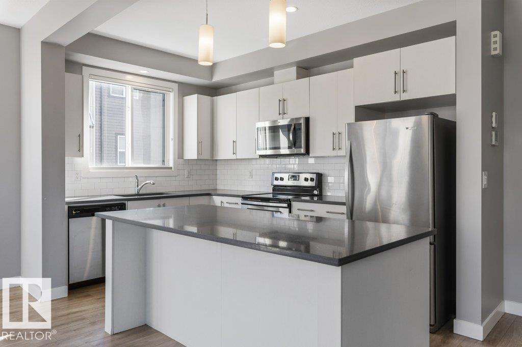 #62 16903 68 ST NW - 10