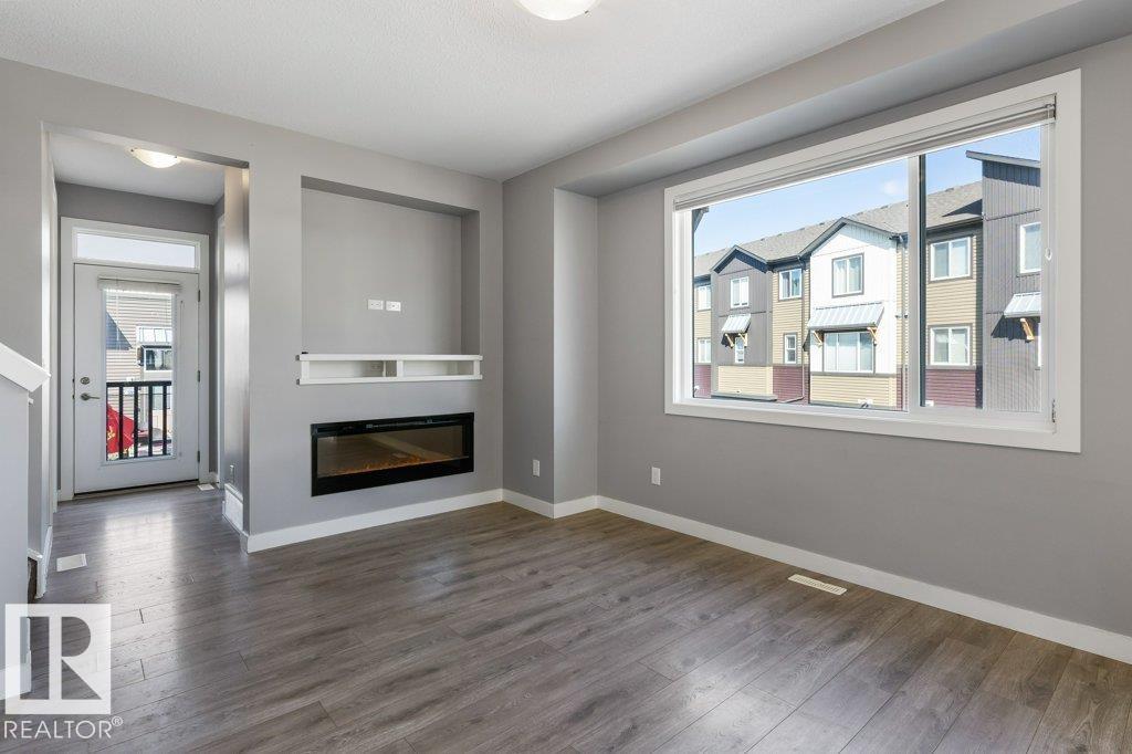 #62 16903 68 ST NW - 15