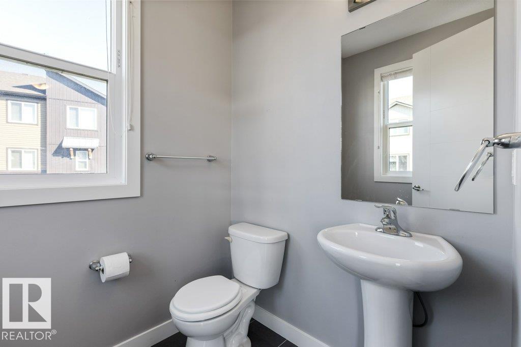 #62 16903 68 ST NW - 19