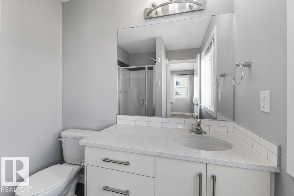 #62 16903 68 ST NW - 33
