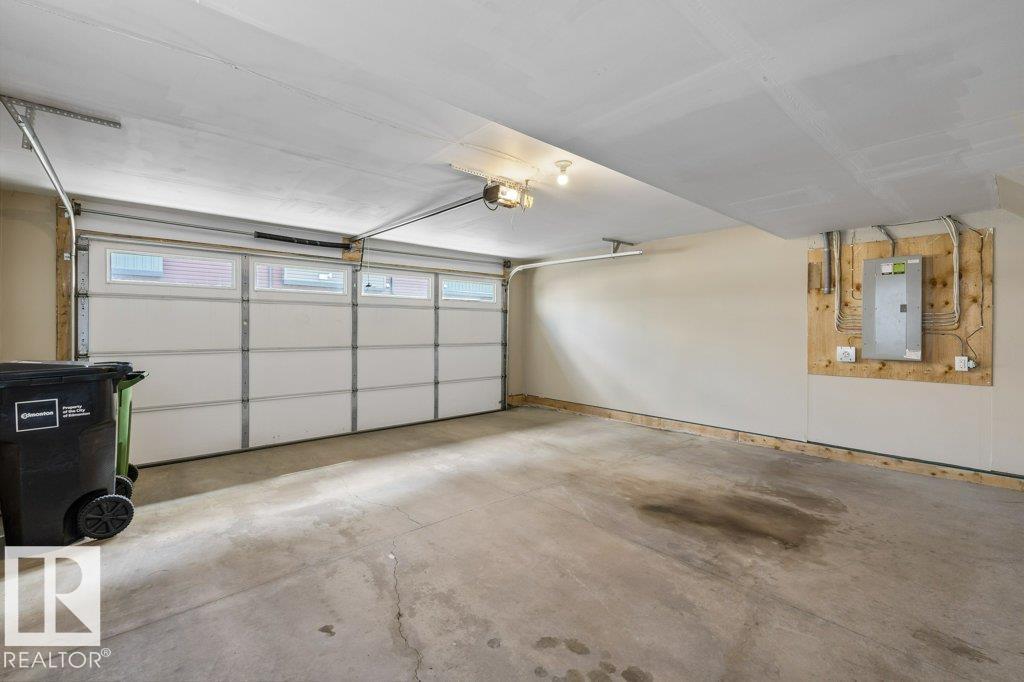 #62 16903 68 ST NW - 34