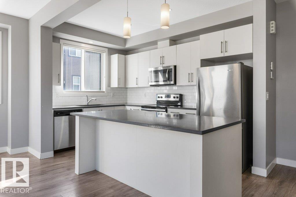 #62 16903 68 ST NW - 9