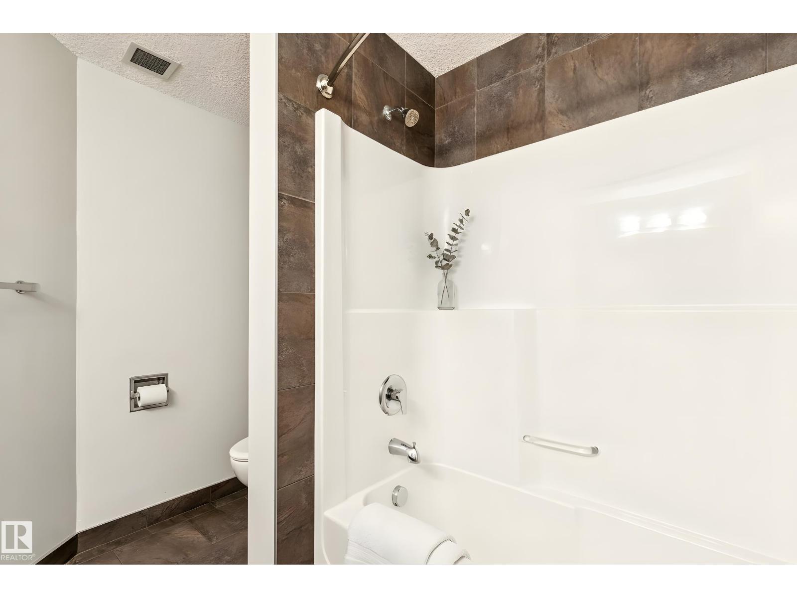 #217 10523 123 ST NW - 14