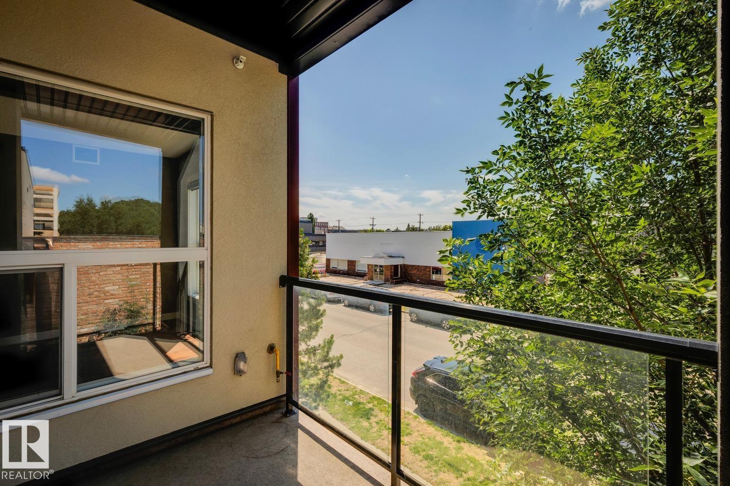 #217 10523 123 ST NW - 20