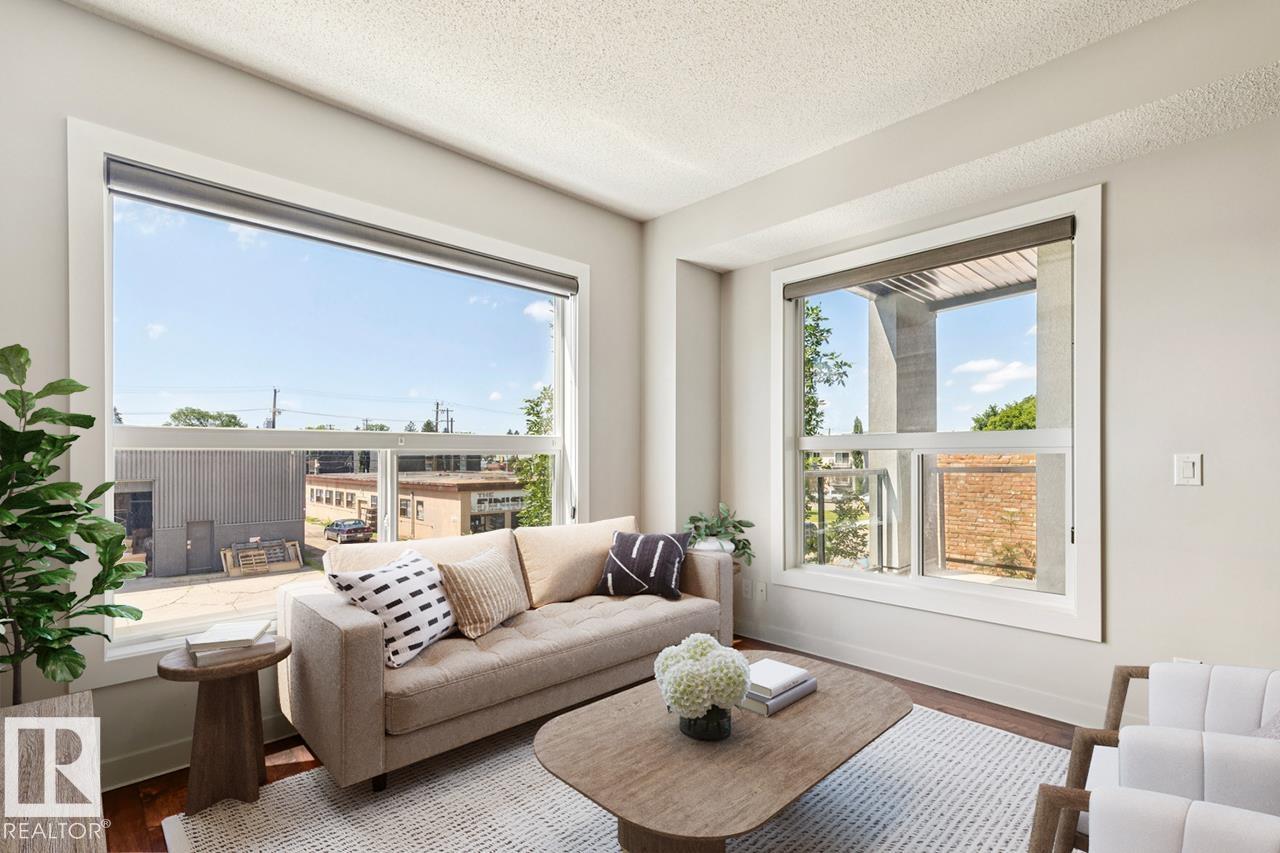 #217 10523 123 ST NW - 8