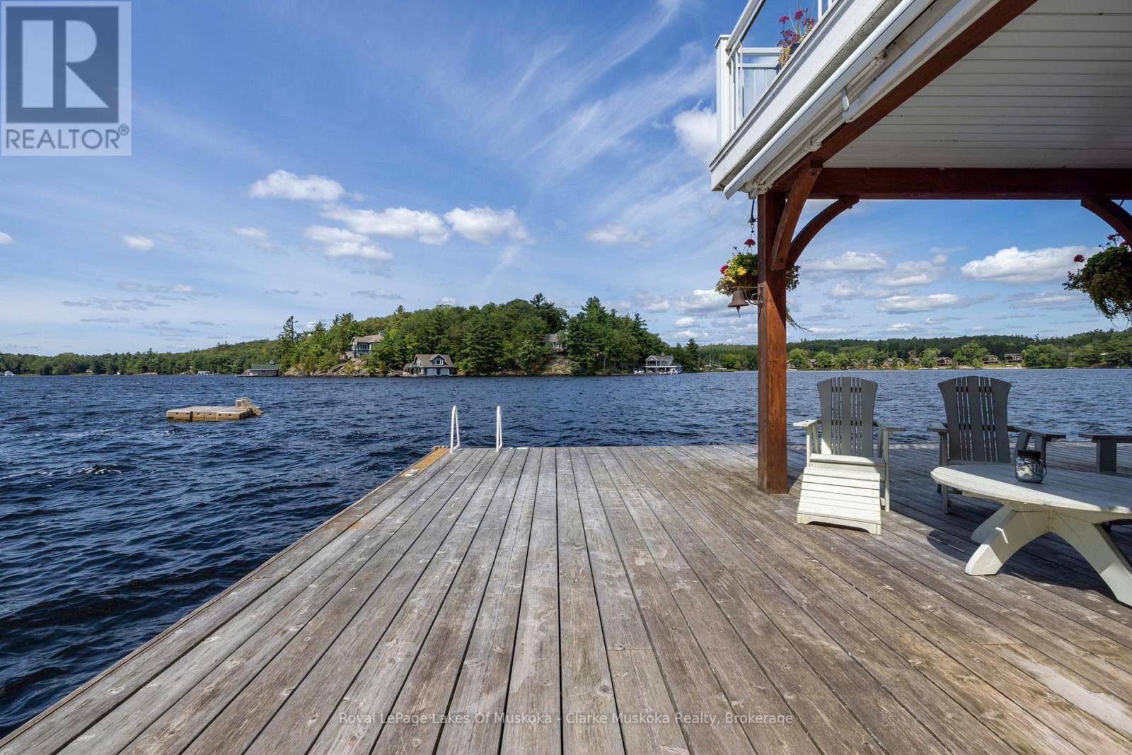 M81 PINE ISLAND #1 ISLAND - 15